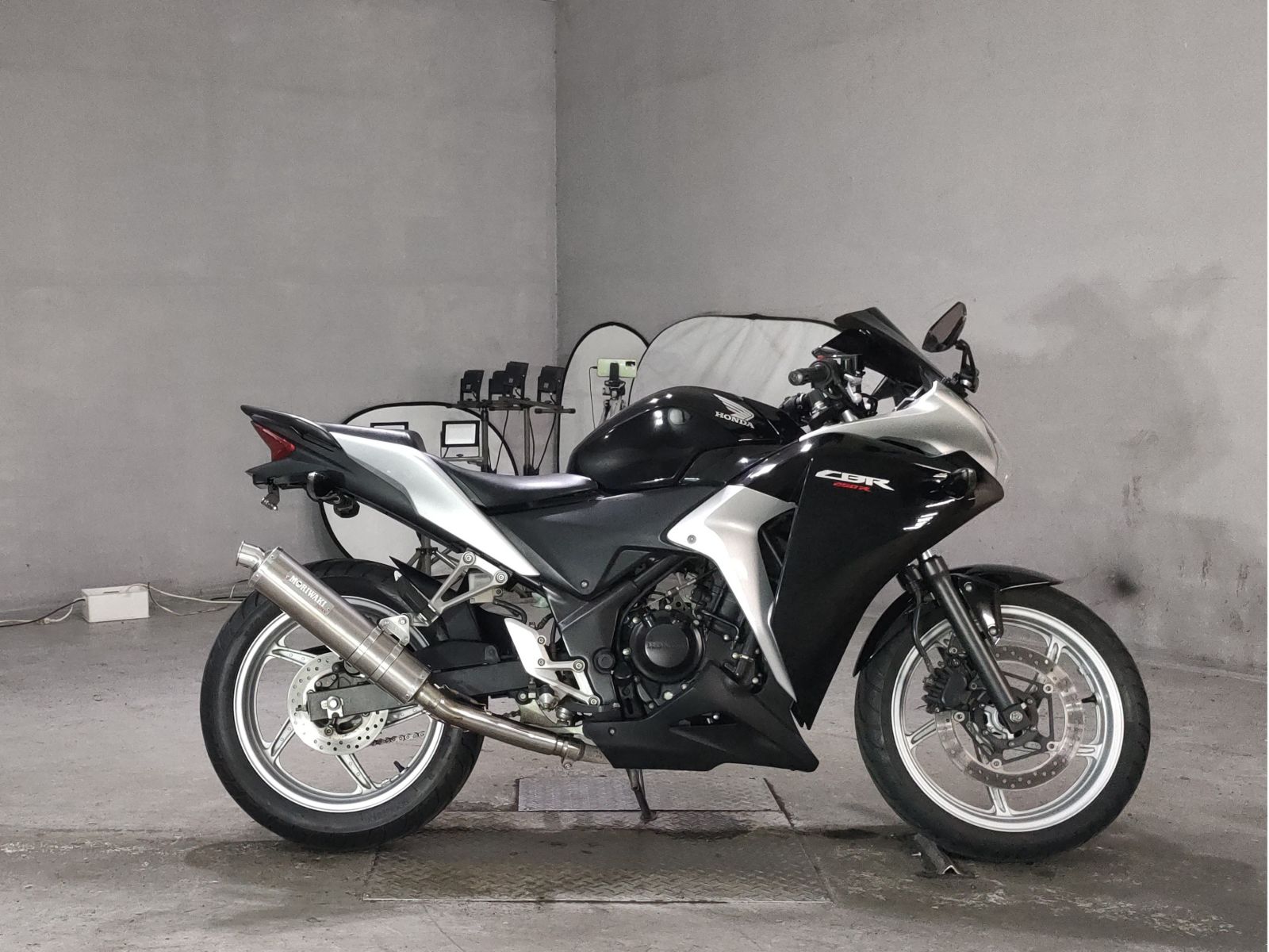 Honda CBR250R