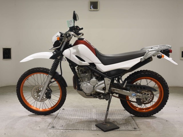 Yamaha SEROW 250
