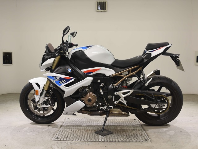 BMW BMW S1000R