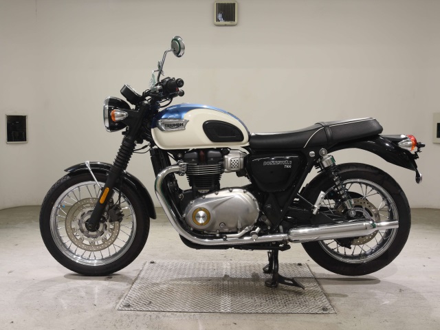 Triumph TRIUMPH BONNEVILLE T100