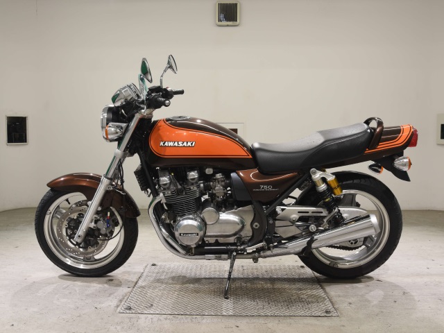Kawasaki ZEPHYR750