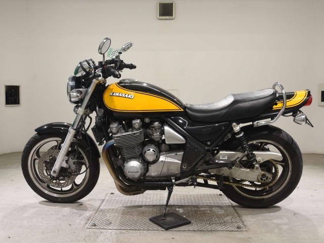 Kawasaki ZEPHYR1100