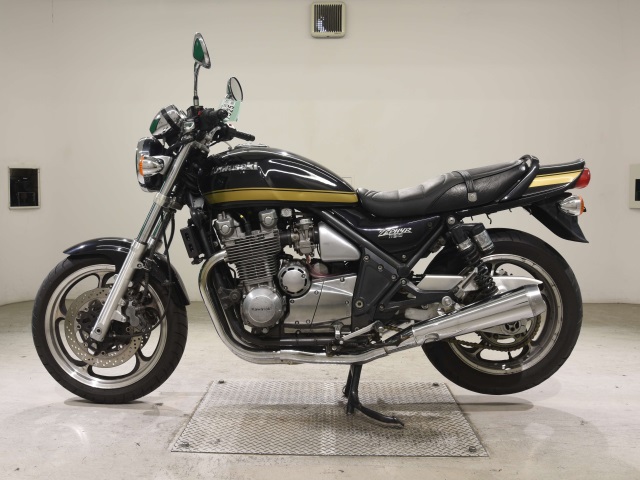 Kawasaki ZEPHYR1100