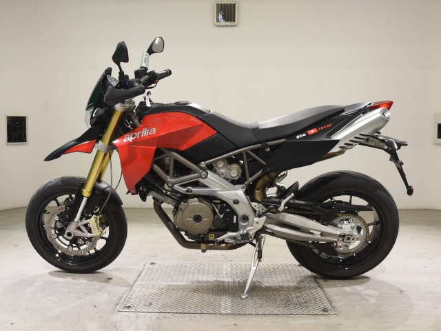 Aprilia APRILIA DORSODURO 750