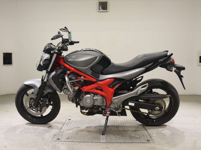 Suzuki GLADIUS400
