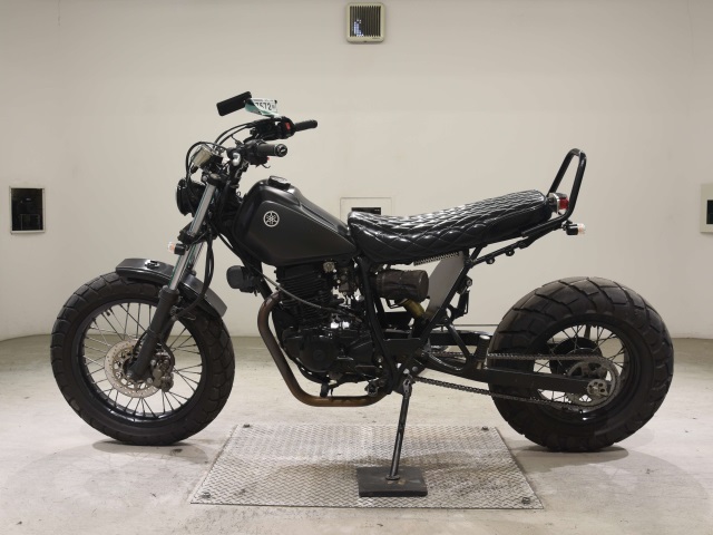 Yamaha TW225