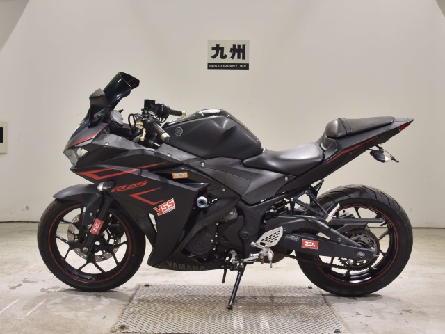 Yamaha YZF-R25
