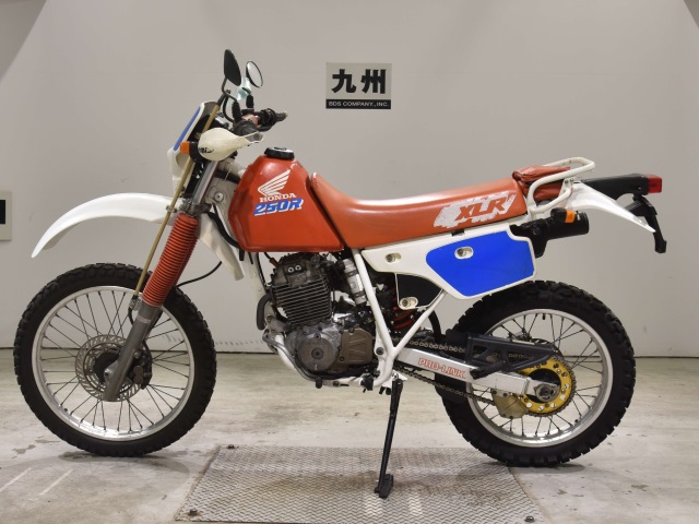 Honda XLR250R-3