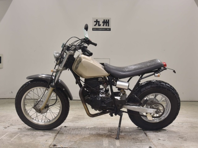 Yamaha TW200