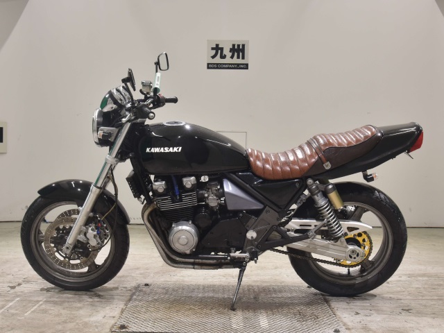 Kawasaki ZEPHYR400K