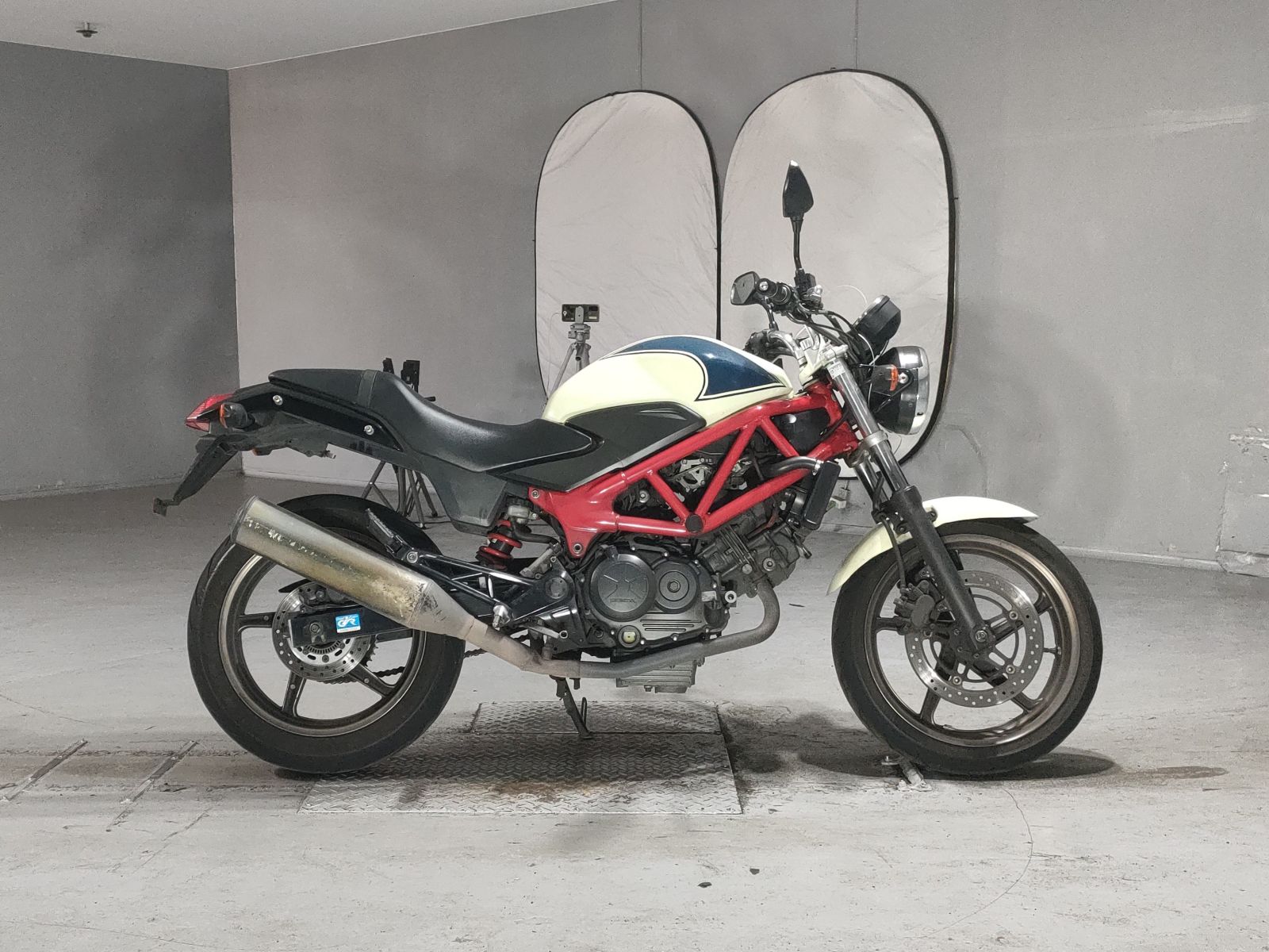 Honda VTR250