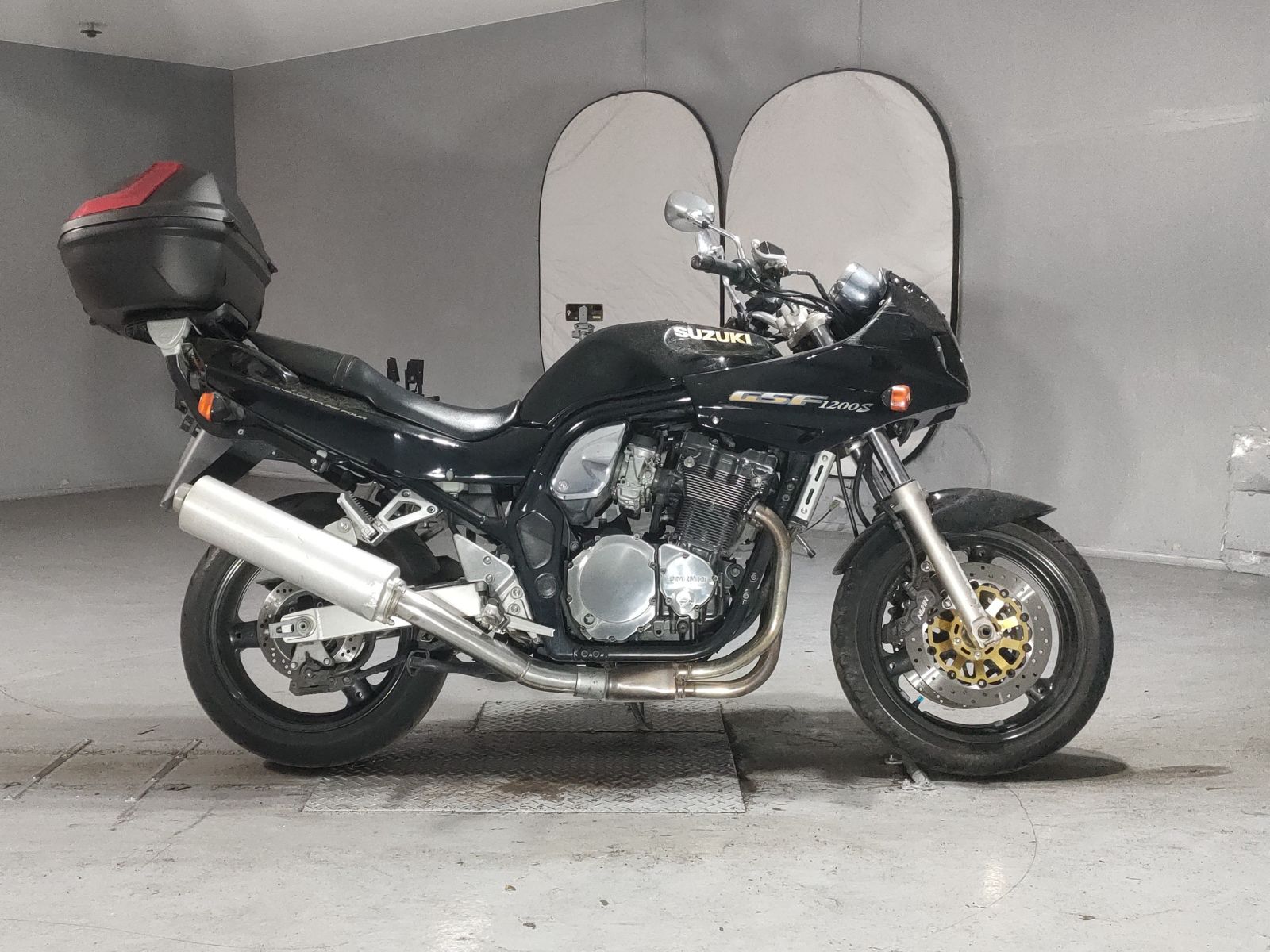 Suzuki GSF1200S