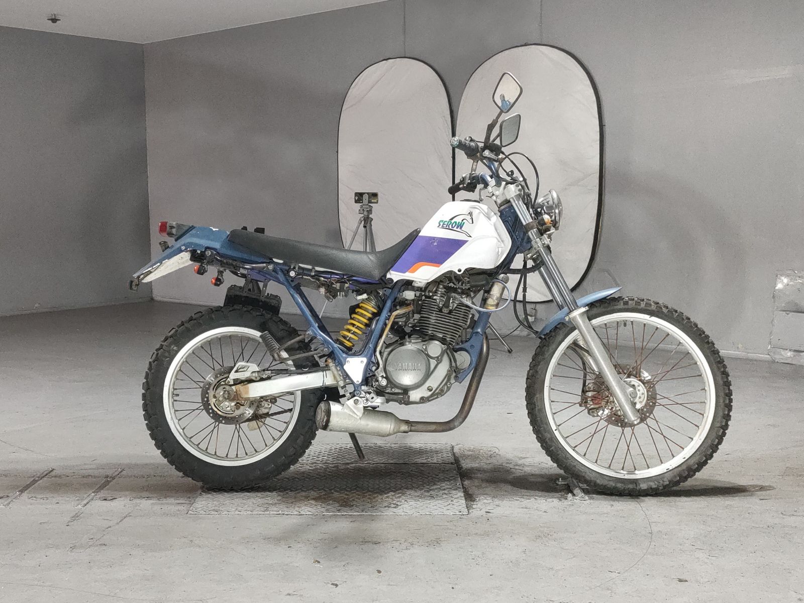 Yamaha SEROW 225W