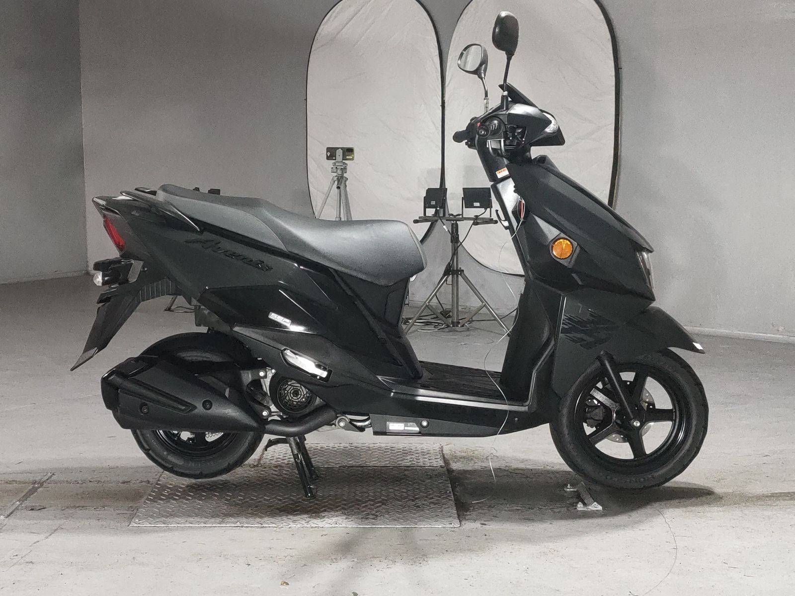 Suzuki AVENIS125