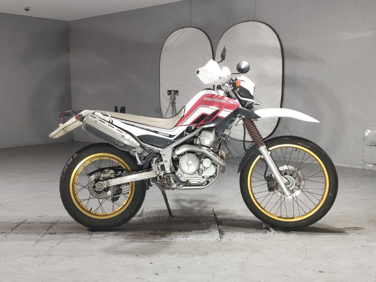 Yamaha SEROW 250