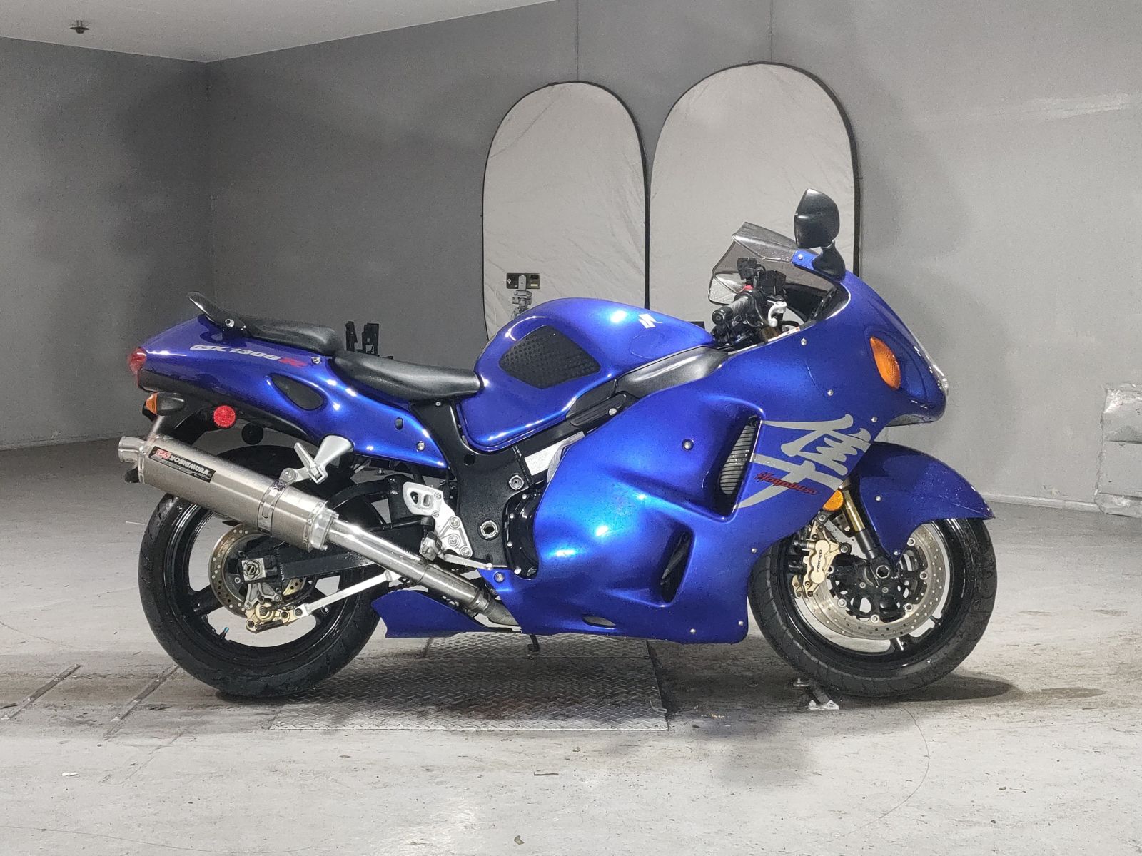 Suzuki GSX1300R HAYABUSA