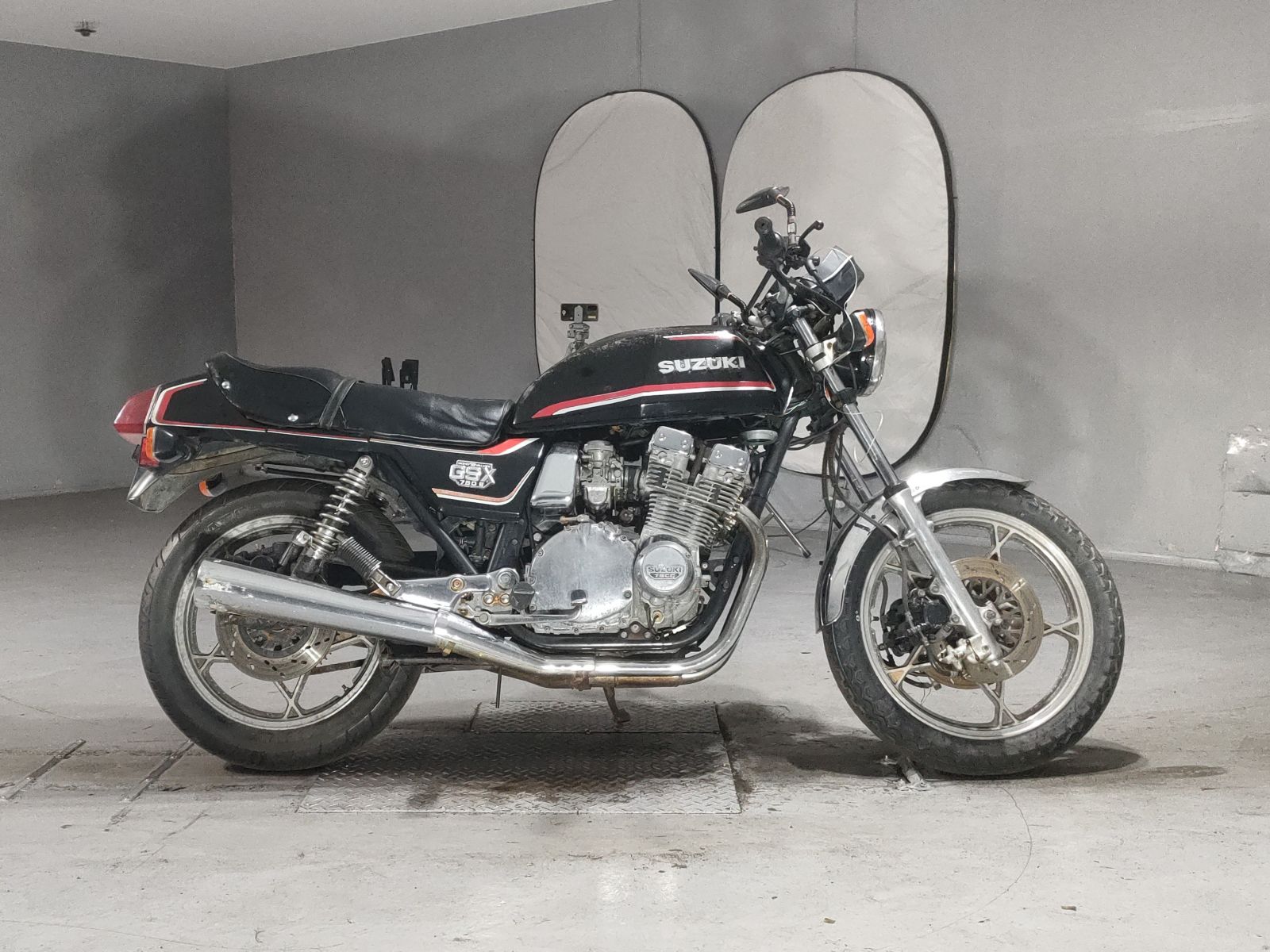 Suzuki GSX750