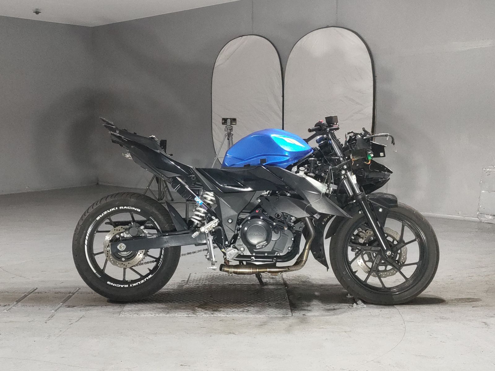 Suzuki GSX250R