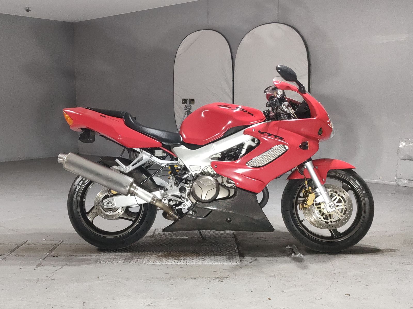 Honda VTR1000F