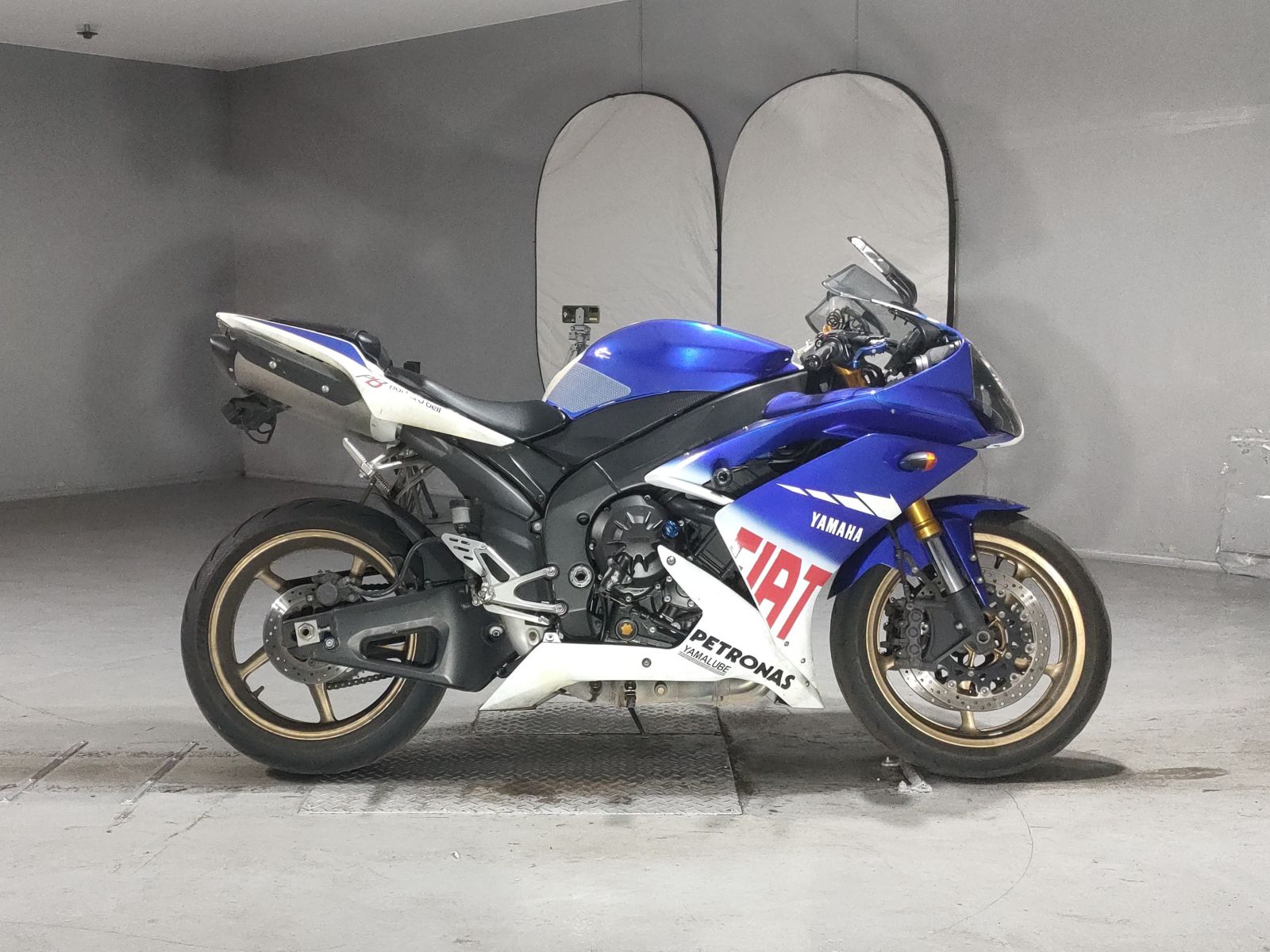 Yamaha YZF-R1
