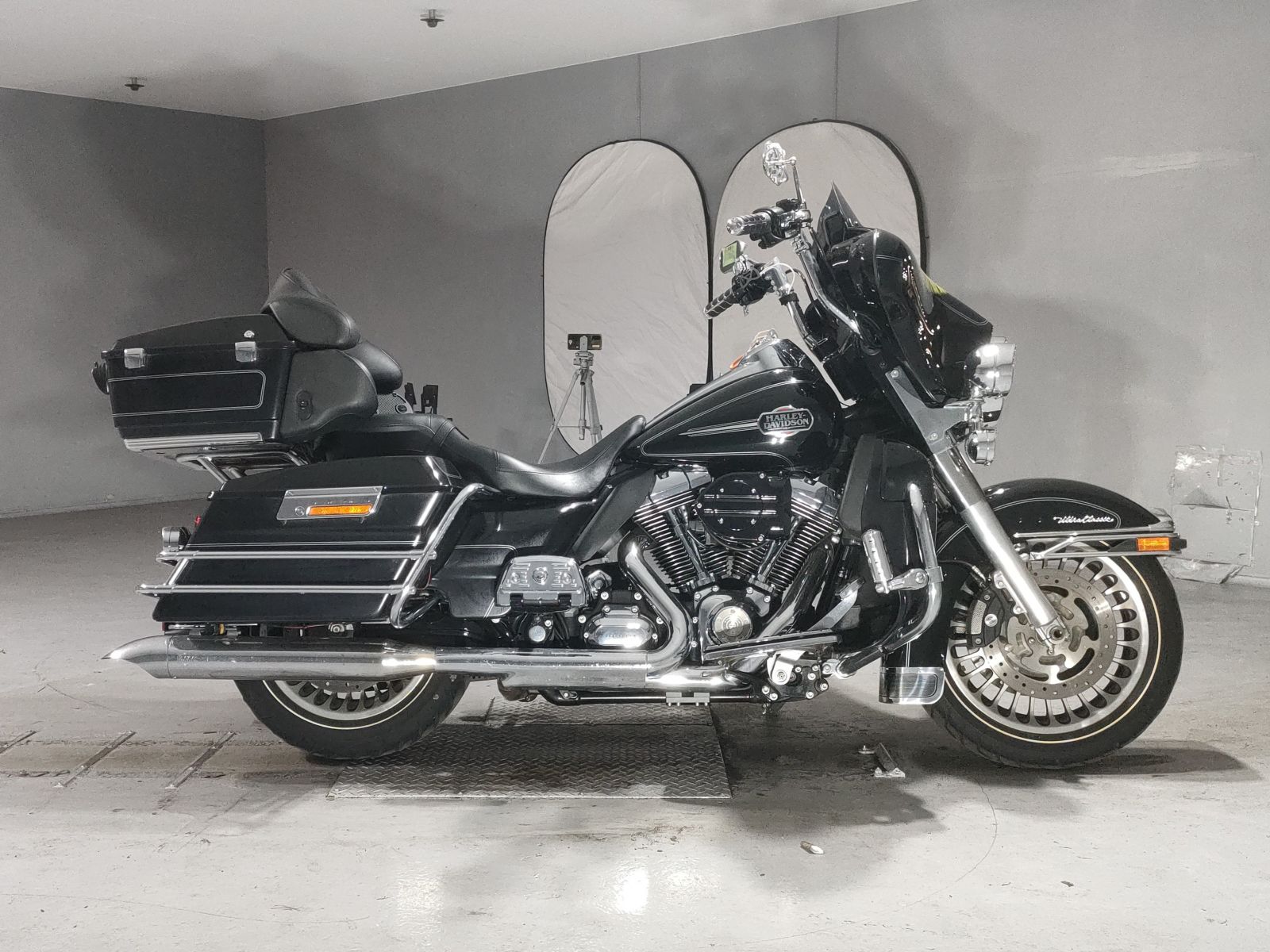 Harley-Davidson HARLEY FLHTCU1580