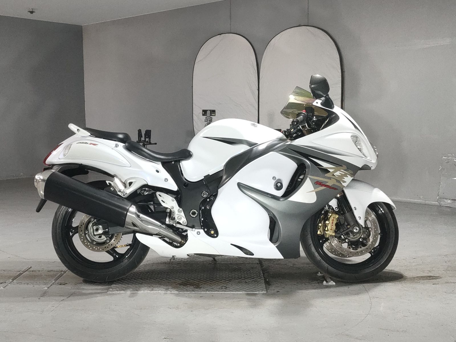 Suzuki GSX1300R HAYABUSA