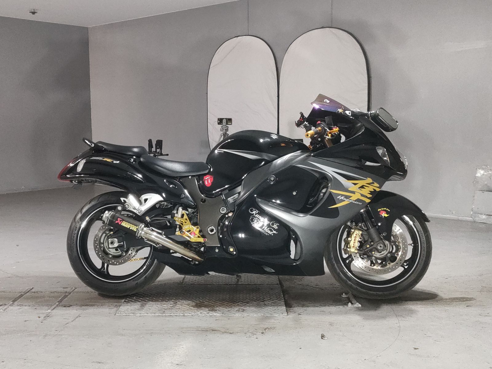 Suzuki GSX1300R HAYABUSA
