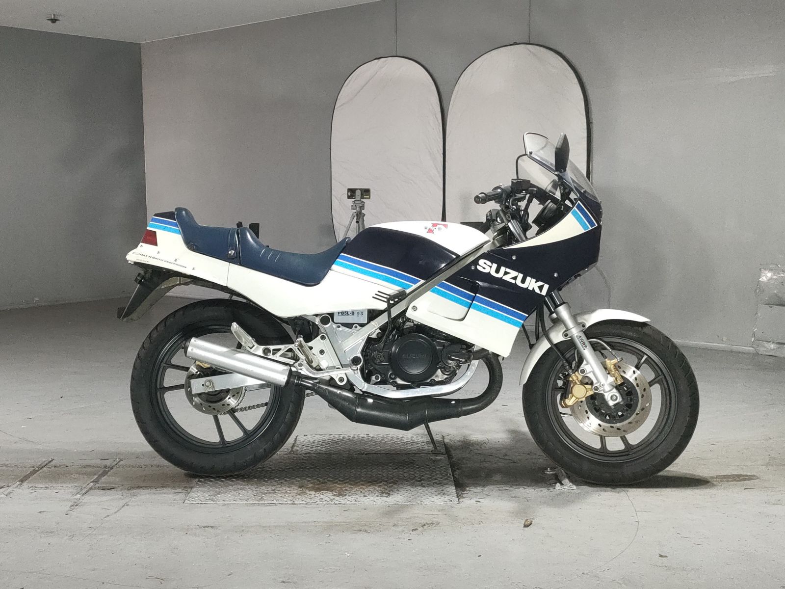 Suzuki RG250