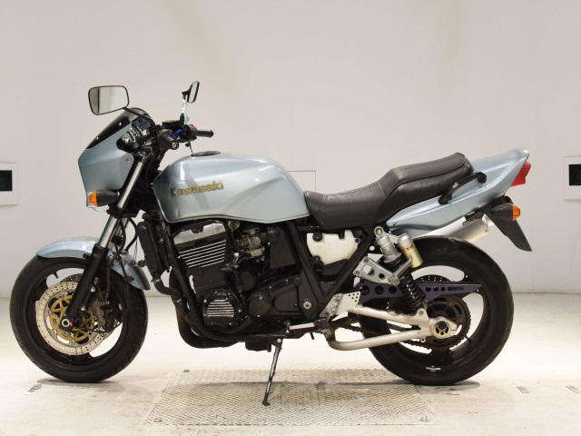 Kawasaki ZRX1100