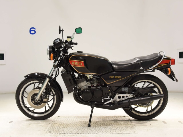 Yamaha RZ250