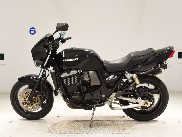 Kawasaki ZRX1100
