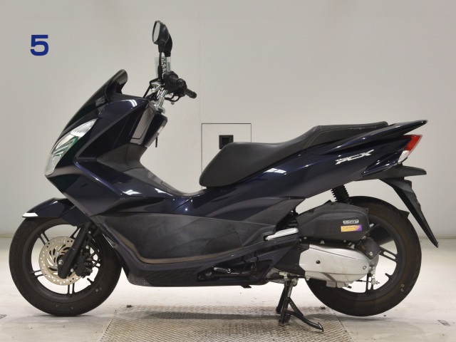 Honda PCX125-2