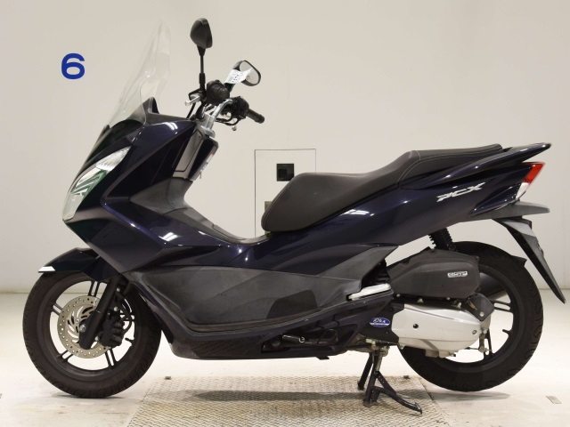 Honda PCX125-2