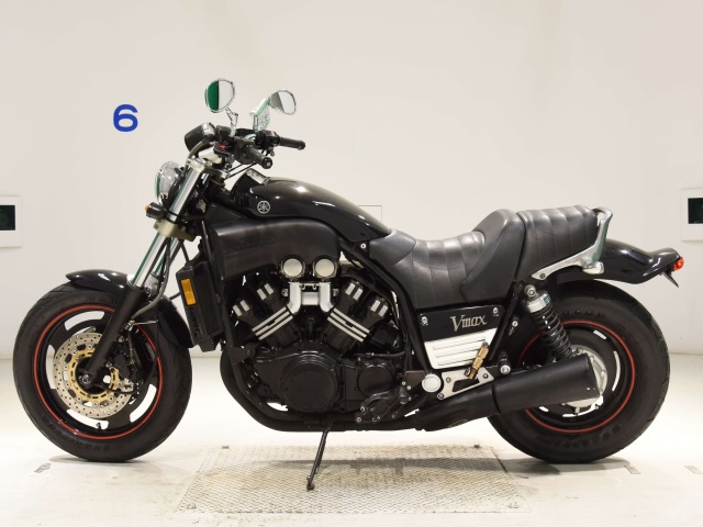 Yamaha V-MAX