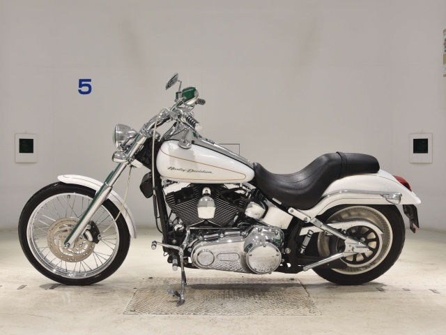 Harley-Davidson HARLEY FXSTD1580