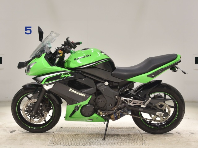 Kawasaki NINJA400R