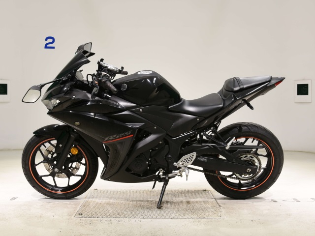 Yamaha YZF-R25