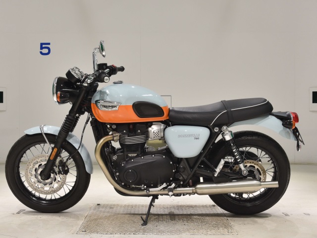 Triumph TRIUMPH BONNEVILLE T100