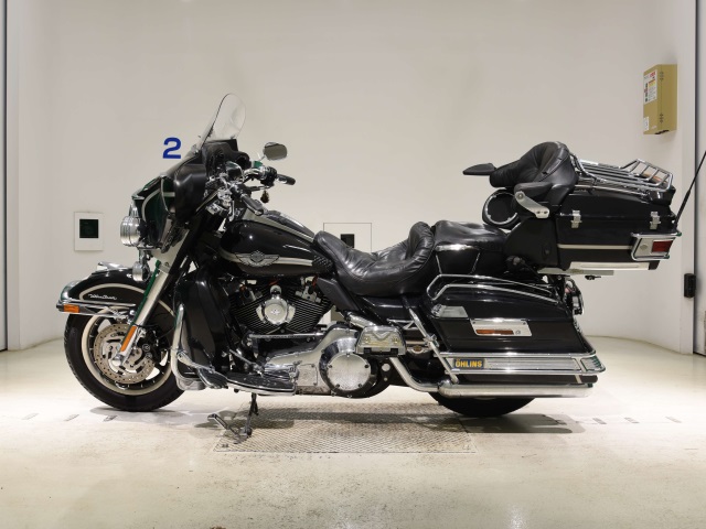 Harley-Davidson HARLEY FLHTCU1450