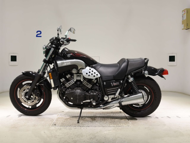 Yamaha V-MAX