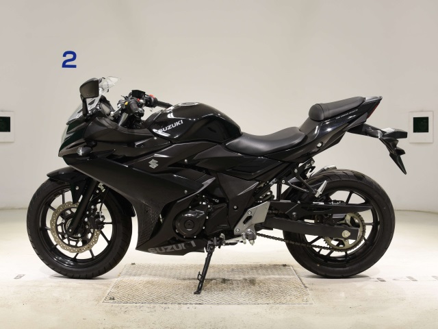 Suzuki GSX250R