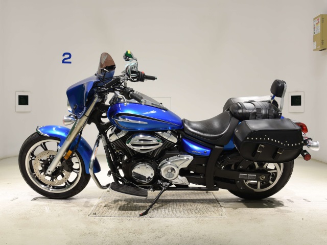 Yamaha XVS950
