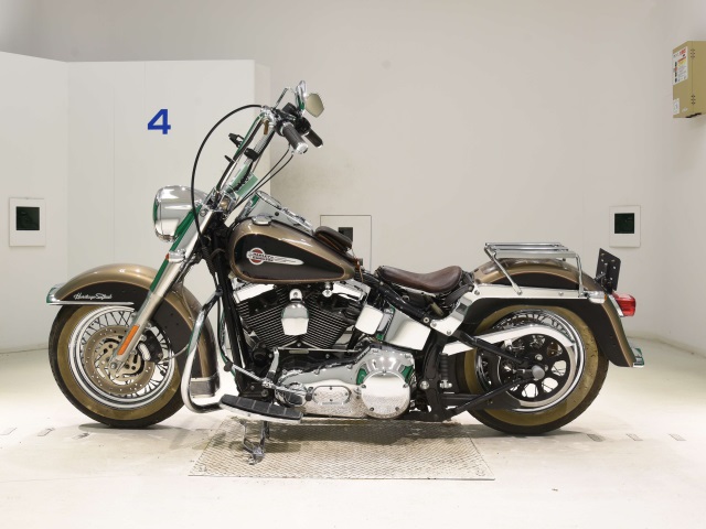 Harley-Davidson HARLEY FLSTC1450