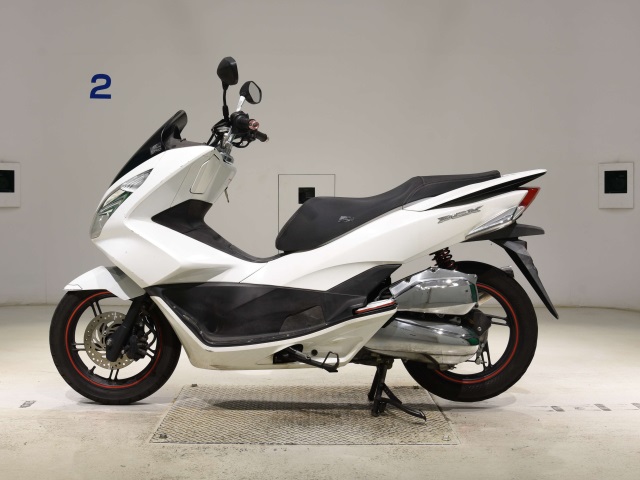 Honda PCX125-2