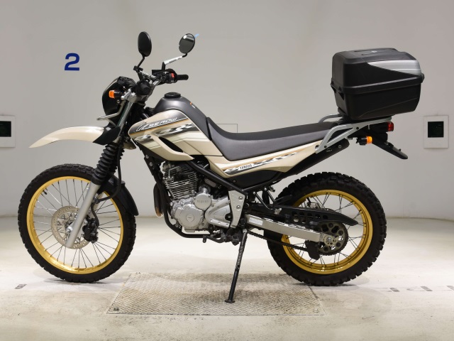 Yamaha SEROW 250-2