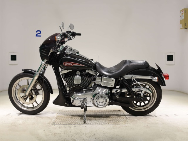Harley-Davidson HARLEY FXDL1580