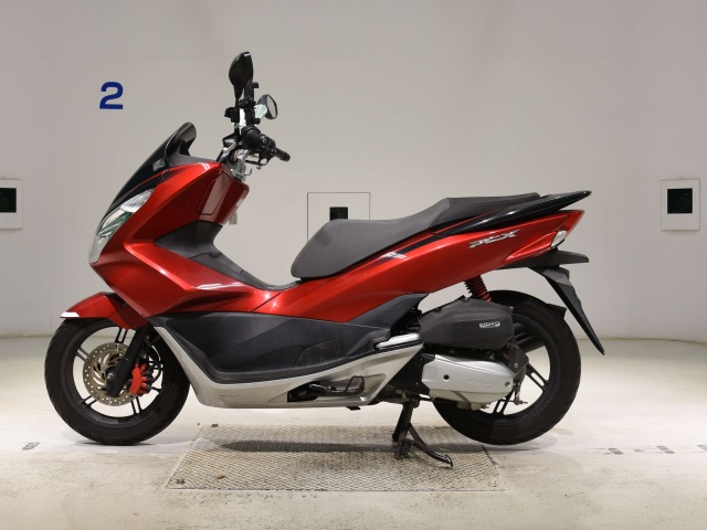 Honda PCX125-2