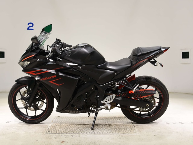 Yamaha YZF-R25A