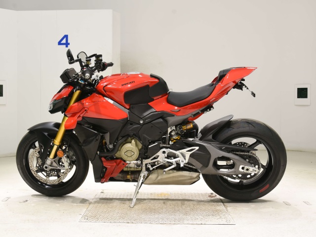 OTHER DUCATI STREET FIGHTER V4S
