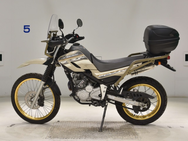 Yamaha SEROW 250-2
